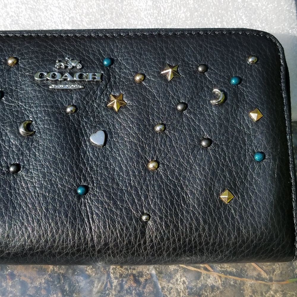 Coach Star Studded Black Pebble Leather Wallet NWT - Picture 8 of 15